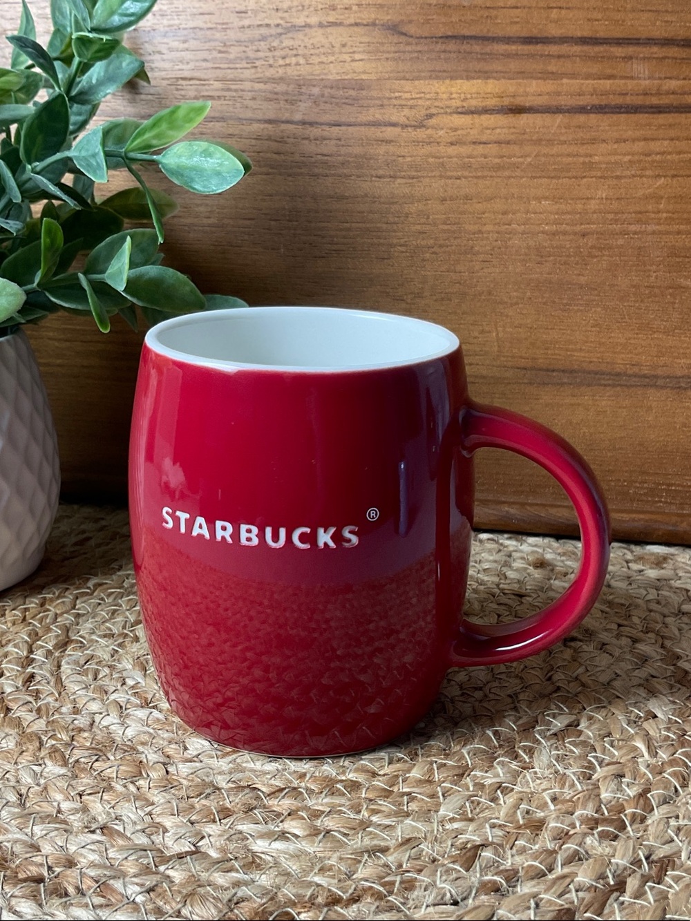 Starbucks Red Glossy Ceramic Coffee Mug 2011 Classic Logo Made in China